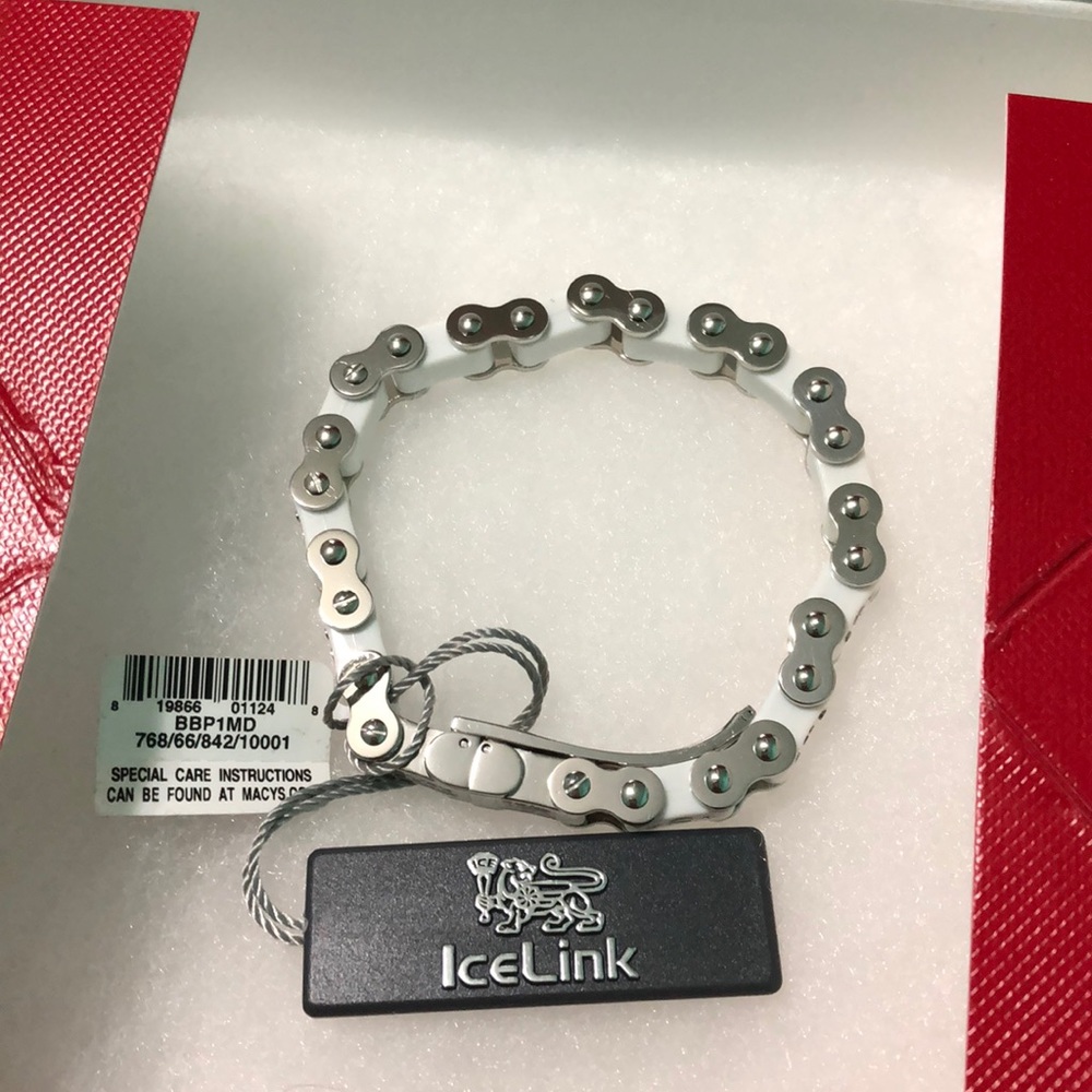 NWT White & Silver IceLink Bracelet